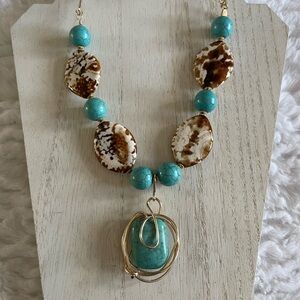 SC Turquoise Stone Pendant Necklace Southwestern Statement